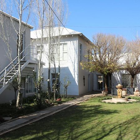 Indigo Moon Guesthouse Lichtenburg Exterior photo