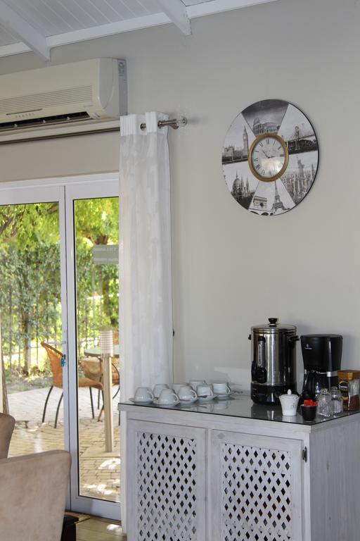 Indigo Moon Guesthouse Lichtenburg Exterior photo