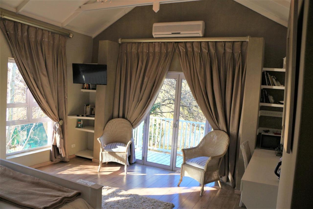Indigo Moon Guesthouse Lichtenburg Exterior photo