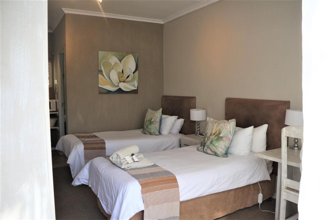 Indigo Moon Guesthouse Lichtenburg Exterior photo